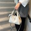 Bolsa de Mão Textura High-End Feminina 2025 Nova Nicho Ombro Único Bolsa Balde Transversal Cesto de Legumes Bolsa Tote Commuter