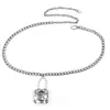 Cadena de cintura plateada para mujer, diseño nuevo, cinturón de cadena metálica con decoración de colgante, accesorio casual para vestidos