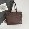 Bolso de Axila Embosado de Gama Alta Europeo y Americano para Mujer 2025 Nuevo de Gran Capacidad Versátil para el Trabajo Bolso de Hombro de Mano