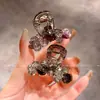 Pinza Pequeña de Garra de Cristal de Color Degradado Pinza de Flequillo Hecha a Mano de Moda para Mujer Nuevo Pasador de Gama Alta Accesorio para el Cabello de Lujo Ligero para Media Coleta