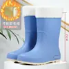 Botas de chuva japonesas de cano médio transfronteiriças femininas cor sólida simples antiderrapantes impermeáveis sapatos de borracha moda outdoor pesca trabalho botas de chuva