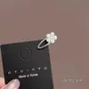 Mini Presilha de Flor de Pérola Estilo Coreano para Mulheres 2026 Nova Presilha Lateral Fofa para Franja Presilha Bico de Pato Grampo de Cabelo Acessório de Cabelo