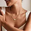 Collar Alfabeto de 26 Letras Transfronterizo Europeo y Americano para Mujer, Elegante Collar con Colgante Doble Capa en Forma de Corazón, Estilo Nuevo Sencillo