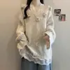 Suéter Pulôver Tricotado Feminino Novo Estilo Outono/Inverno 2025 com Patchwork de Renda, Flor Tridimensional e Borboleta, Soltinho e Suave