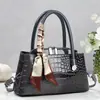 Bolso de Hombro para Mujer con Textura de Cocodrilo y Escamas de Pez, Moderno, Elegante, Versátil, para Viajes Diarios, Gran Capacidad, Bolso Tote, Venta al por Mayor de Comercio Exterior