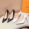 Tacones Altos Blancos de Aguja para Mujer, Nuevo Estilo 2025, No Cansan los Pies, Diseño de Nicho, Zapatos Versátiles Estilo Chica Francesa