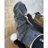 Calça de alfaiataria feminina listrada, novo estilo para o início do outono de 2026, com um toque fluido e sofisticado, calça casual afunilada e de cintura alta para baixinhas