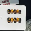 Borboleta Dourada Preta Unhas Usáveis Puras Feitas à Mão Outono Inverno Arte de Unhas de Luxo Leve Borboleta Oca Olho de Gato Dourado Beleza