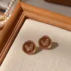 Pendientes de Chica de Hardware Femeninos Franceses Vintage Marrones Simples de Moda Pendientes Maillard para Mujeres