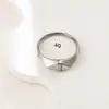 Anillo Minimalista con Forma de Diamante de Acero Inoxidable Estilo Europeo y Americano Nuevo, Se Puede Grabar con Láser con Logo, Joyería de Acero de Titanio, Mismo Estilo que Ns, Estilo Genial y Discreto