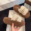Pantuflas de Algodón de Moda, Pantuflas Peludas para Mujer, Nuevo Estilo para Usar al Aire Libre, Estilo Universitario de Otoño e Invierno, Modernas y Cómodas, Suela Gruesa, Súper Populares para Otoño e Invierno