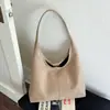 Bolsa de veludo de grande capacidade transfronteiriça para mulheres, nova bolsa versátil de ombro e axila 2026, bolsa de mão tote vintage para o dia a dia