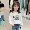 Estilo Nuevo Primavera y Otoño Moda Coreana para Niñas Camiseta Versátil de Manga Larga para Niños Casual Holgada Algodón Puro Top Camiseta Base Moderna