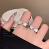 Anillo de Gafas de Zirconia y Nácar de Lujo Ligero para Mujer 2025 Nuevo Anillo de Dedo Índice de Gama Alta Anillo Apilable Ajustable de Nicho