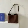 Bolsa Saco Transfronteiriça Coreana Retrô Textura Trançada Personalidade Textura 2026 Simples Nicho para o Dia a Dia Ombro Único Sob o Braço