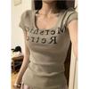 Camiseta Feminina Manga Curta Gola U Estampa de Letras Estilo Americano Retrô Menina Picante Caranguejo de Cinco Caracteres, Novo Estilo de Verão, Top Estilo Puro Desejo de Nicho
