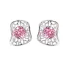 Brincos de Moda de Nicho Doces Vazados com Corte Rosa Torcido, Simples e Luxuosos com um Toque de Alto Padrão, Brincos Versáteis Exquisitos e Elegantes