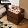 Mesita de Noche para Dormitorio del Hogar 2025 Popular Gabinete de Almacenamiento de Madera Maciza para Mesita de Noche Diseño de Nicho Gabinete de Almacenamiento Simple para Mesita de Noche