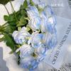 Ramo de flores artificiales de color azul hielo falso, adornos florales, arreglo floral, foto de alto valor de color, regalo DIY, flores decorativas para sala de estar