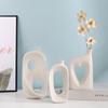 Vaso Cerâmico Vazado Criativo Simples Estilo Minimalista INS para Casa Sala de Estar Bancada Escritório Inserção de Flores Enfeites Artesanais