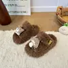 Chinelos de Pelúcia Quentes para Outono e Inverno para Mulheres, Chinelos de Pelúcia com Estampa de Coração Xadrez, Solado Grosso Antiderrapante, Versátil para Uso Externo, Chinelos Abertos na Ponta