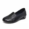 Zapatos de Cuero Suave Individuales para Mujer, Nuevo Estilo Primavera 2026, Zapatos de Cuero Retro Bordados con Punta Redonda para Mujer, Zapatos Casuales Cómodos con Suela Suave para Mamá