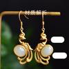 Pendientes de fénix estilo chino retro imitación jade natural Hetian pendientes estilo madre femenina estilo antiguo pendientes femeninos gancho de oreja de oro