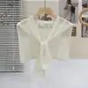 Chal de punto fino de seda helada calado estilo nuevo 2026 para combinar con camisas y faldas, se puede usar sobre una camiseta o como un chaleco pequeño para mujeres en verano