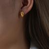 Europeo y Americano Ins Hip Hop Punk Único Diseño Geométrico de Sarga Sarga Simple Todo Combinable Acero Titanio Chapado en Oro C Pendientes