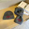 Conjunto de Dos Piezas de Gorro y Bufanda Tejidos para Niños para Otoño e Invierno, Elegante Gorro con Protección para las Orejas para Niños Mayores, Calentador de Cuello a Prueba de Viento de Color Sólido para Niños