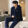 Invierno 2026 Pijama de Manga Larga Waffle Coral Terciopelo Cardigan Cremallera Set Patrón Cuadros Ropa de Casa para Hombre