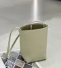 Mini Bolso Cubo de Piel Genuina para Mujer, Piel de Vaca Togo de Primera Capa, Bolso de Hombro Cruzado Único, Estilo Versátil de Nicho para el Día a Día, Estilo Coreano