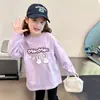 Camiseta de manga larga para niños, nuevo estilo primavera 2026, elegante para bebés niñas, 100% algodón puro, cómoda, versátil, camiseta básica a la moda