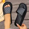 Transfronterizo Europeo y Americano rs Comercio Exterior Transfronterizo Cuadros Talla Grande Suela Gruesa Pantuflas Nuevas de Mujer Amazon Verano Chanclas Set Venta al por Mayor Talla Grande