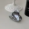 Clip de Cabello Avanzado para Viento Frío en la Parte Trasera de la Cabeza Volumen de Cabello Pequeño Menos Cabello Pinza para el Cabello Diseño Femenino Nicho Pinza de Tiburón Femenina