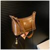 Bolso Minimalista Transfronterizo Tipo Almohada Otoño e Invierno 2026 Nuevo Bolso de Hombro Texturizado de Moda Bolso Cruzado Versátil para Viajes Casuales