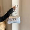 2025 Bolso Cuadrado Pequeño con Cadena y Lazo Brillante Bolso Diagonal Elegante de Otoño Bolso de Hombro Sencillo de Color Puro para Mujer