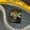 Grampo de Cabelo Vermelho Pônei de Ano Novo com Strass Luxuoso Acessório de Cabelo para Mulheres Presilha para Franja Lateral Ornamento de Cabelo