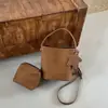 Bolso de hombro de lujo de alta gama, nuevo modelo 2026, bolso cruzado para mujer para el trabajo, bolso tipo cubo vintage exquisito y ultralujoso