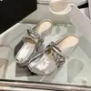 Plata Francesa Tacón Oculto Suela Gruesa Punta Cerrada Medias Zapatillas para Mujer Ropa de Exterior 2026 Nuevo Estilo Mocasines Deslizables