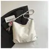 Bolso de Hombro Vintage de Cuero Suave Estilo Academia Gran Capacidad Bolso Cubo Cruzado de Hombro Único Bolso Sencillo para Viajes Diarios de Mujer
