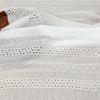 En stock Tejido de encaje bordado hueco a rayas de algodón puro, camisa blanca, camisa de algodón, tejido bordado hueco