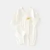 Enterizo para Bebé Recién Nacido de Modal con Mariposas Ropa Sin Costuras Atuendo Estilo Monje para Recién Nacidos Niñas Bebé Primavera y Otoño