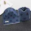 Nuevo conjunto de dos piezas de bufanda gorro de felpa de una sola capa para niños, gorro de algodón con estampado, sombrero cortavientos con protección para los oídos para primavera y otoño