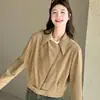 Jaqueta curta estilo americano para mulheres, com zíper de moto, modelo petite, para outono e inverno, acinturada, versátil, caimento solto, com bolsos e gola lapela