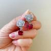 Brincos Quadrados Geométricos de Rubi Sintético com Clavos Densos Incrustados com Cristal Azul Pontiagudo Moda Luxo Leve Brincos de Prata S925 Europeus e Americanos