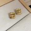 Pendientes Europeos y Americanos de Aguja de Plata con Círculos Dorados Irregulares Pendientes de Botón Retro Exagerados Minimalistas Pendientes Simples de Moda con Temperamento