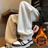 Pantalones rectos para hombre, nuevo estilo otoño 2026, pants deportivos holgados tipo sudadera, pantalones casuales de invierno forrados de polar para adolescentes