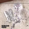 Caja de Set de Decoraciones para Uñas con Lentejuelas Cuadradas Plateadas de Moda, Decoraciones de Uñas Usables de Lujo Sencillas y Deslumbrantes Venta al por Mayor