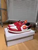 Air Aj1 Jordan 1 Low Gancho Invertido Raio Tênis Esportivos de Basquete de Cano Baixo para Homens e Mulheres com Absorção de Choque, Antiderrapantes e Resistentes ao Desgaste